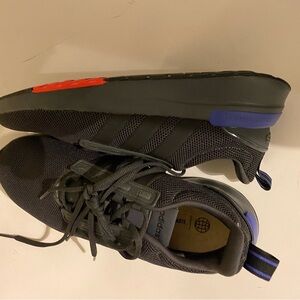 Mens Cloudfoam Adidas US size 8